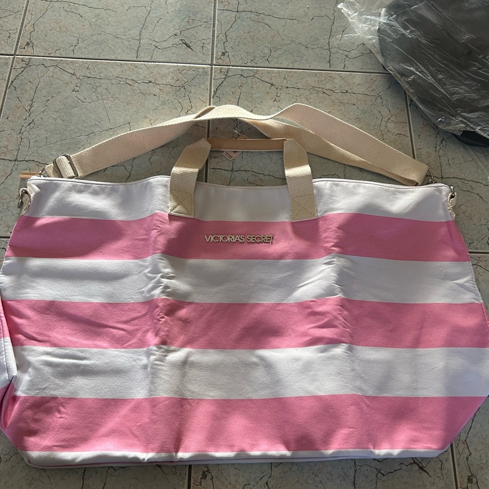 Victoria's Secret Pink and White Travel Bag